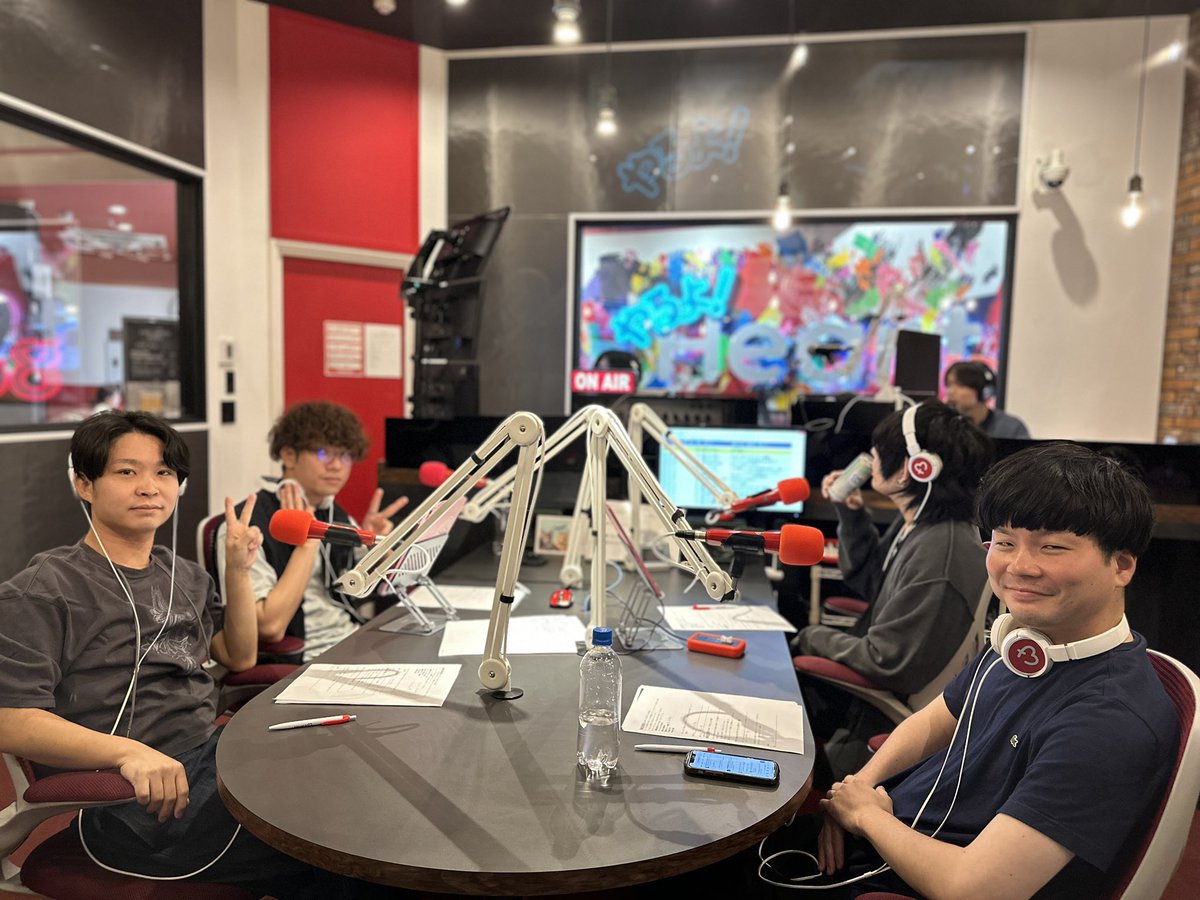 yama502's tweet image. 今夜の #ArtistBeat810 は…

「HALF TIME OLD」 さん✨✨✨

みんなでわいわい楽しくお送りしていますꉂ🤣𐤔⤴️⤴️⤴️

#HALFTIMEOLD
@Half_time_Old 
#HeartFM810