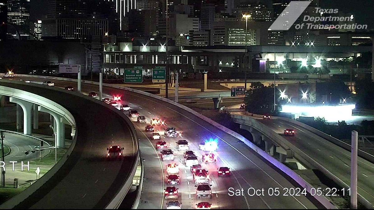 krldtraffic's tweet image. Downtown #Dallas Accident on NB 35E past the exit to I-30 in the #MixMaster blocking 2 right lanes. Expect delays @KRLD #KRLDTraffic #1080Traffic #1080KRLD #TxDot