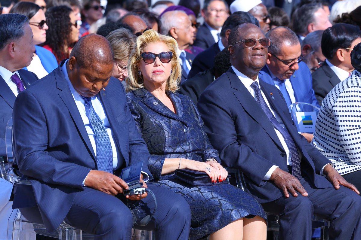 Presidenceci's tweet image. Le Chef de l'État a participé à un Panel sur « les défis du citoyen francophone à l’ère numérique ».