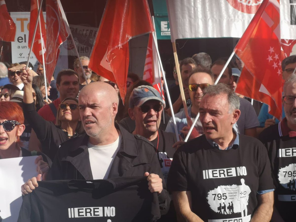 EnriqueSantiago's tweet photo. 🟠 Orange no tiene problemas económicos, pero pretende despedir a 800 trabajadores para subcontratar su trabajo...acabando con las condiciones laborales conquistadas por años de lucha sindical.

💪🏻 Todo nuestro apoyo. #NoEREMasOrange https://t.co/Kt2nxJAGVn