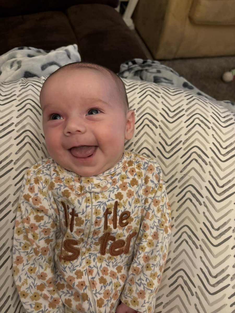 Toni_Jean10's tweet photo. 2 months of Wrigs! Time is flying by and can’t believe how big she is getting already. Sleeping through the night, loves playing her piano mat, and being naked girl haha. And big brother is still in love with sissy! You are so loved Wrigley Jean 🩷 @RJerome_23 https://t.co/MKggzcKrvf