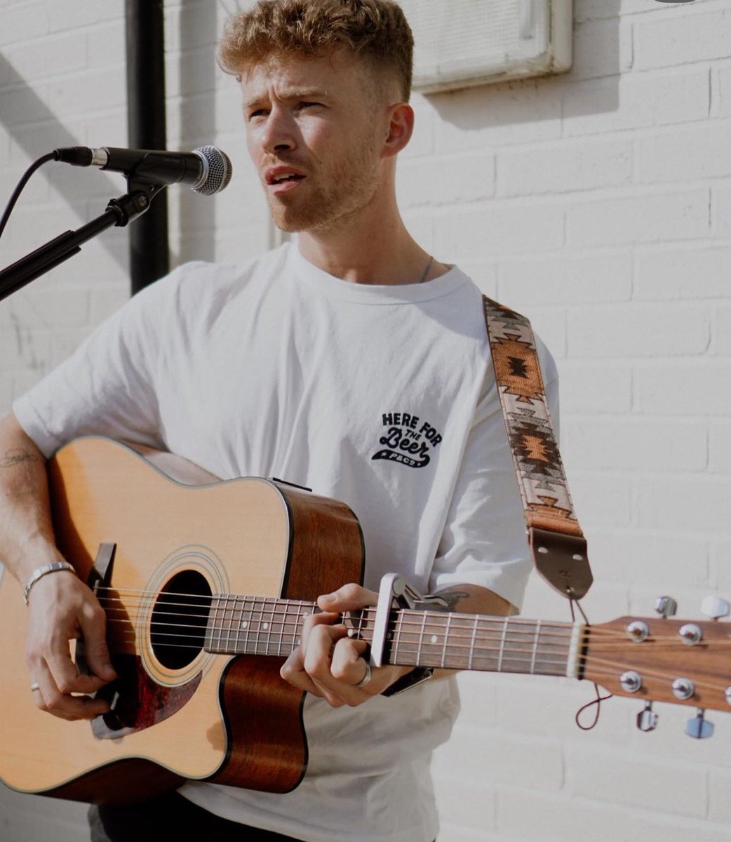 The Tow Bar tweet media