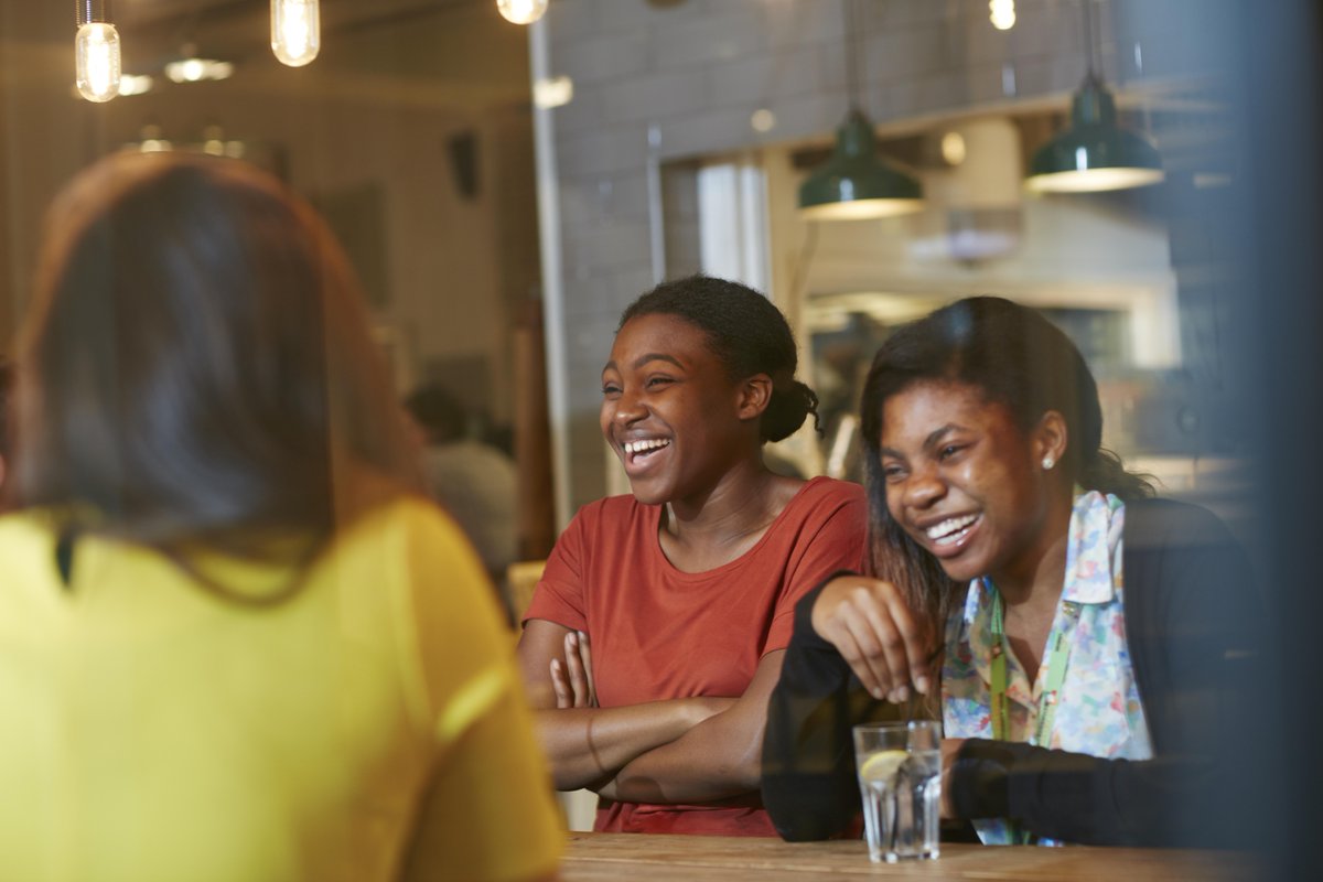 Join us for our next Open Spaces event: Singing and Breathwork for Wellbeing &amp; Respiratory Health! Discover the power of breath control through voice and get a glimpse into the ENO program, which helps Long Covid patients improve their breathing.

 👉 sgul.ac.uk/events/open-sp…