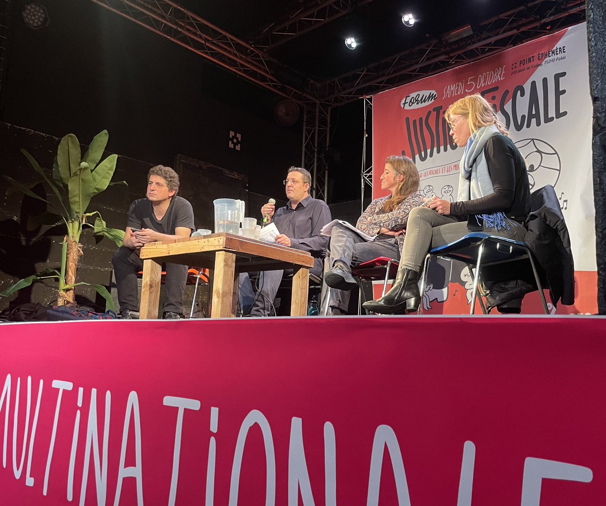 Les tables rondes sont en cours. Et pour commencer, on écoute attentive <a href="/CharlotteLeducV/">Charlotte Leduc</a>, <a href="/nico_dufrene/">Nicolas Dufrêne</a> (<a href="/InstitRousseau/">Institut Rousseau</a>) dans une discussion animée par <a href="/OphelieGath/">Ophélie gath</a> (<a href="/attac_fr/">Attac France</a> <a href="/UnionSolidaires/">Union syndicale Solidaires</a>) 

Suivez-la avec nous en direct 👉 france.attac.org/actus-et-media…