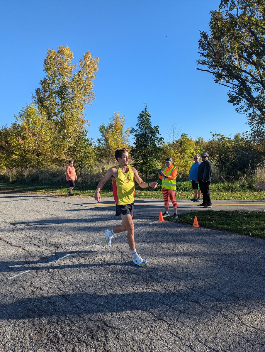 orleansparkrun's tweet photo. 208th event / 208e évènement - OCTOBER 05

We had 98 participants, including several first-timers, visitors from the UK, who ran, jog or walk.

Thanks again to our volunteers, who made this event possible. 🏃🏻‍♂️🏃🏼‍♀️🚶‍♀️🦮
Check this week’s results:

https://t.co/PuaF7RA8jO https://t.co/AoYjzTkkwu