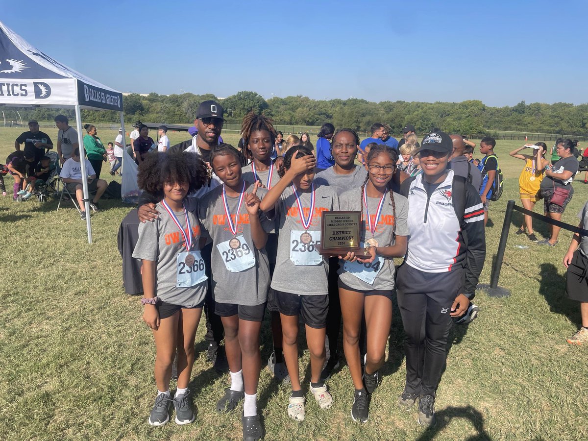 Edub2013's tweet photo. #LadyTigers XC are 2024 District Champs!!! https://t.co/UVVKr0lvxF