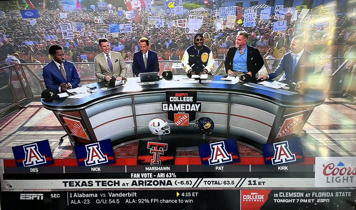 I’ve always said Marshawn Lynch is an elite knower of ball