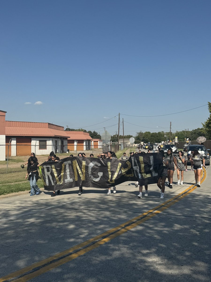 Irving High School Student Council tweet media