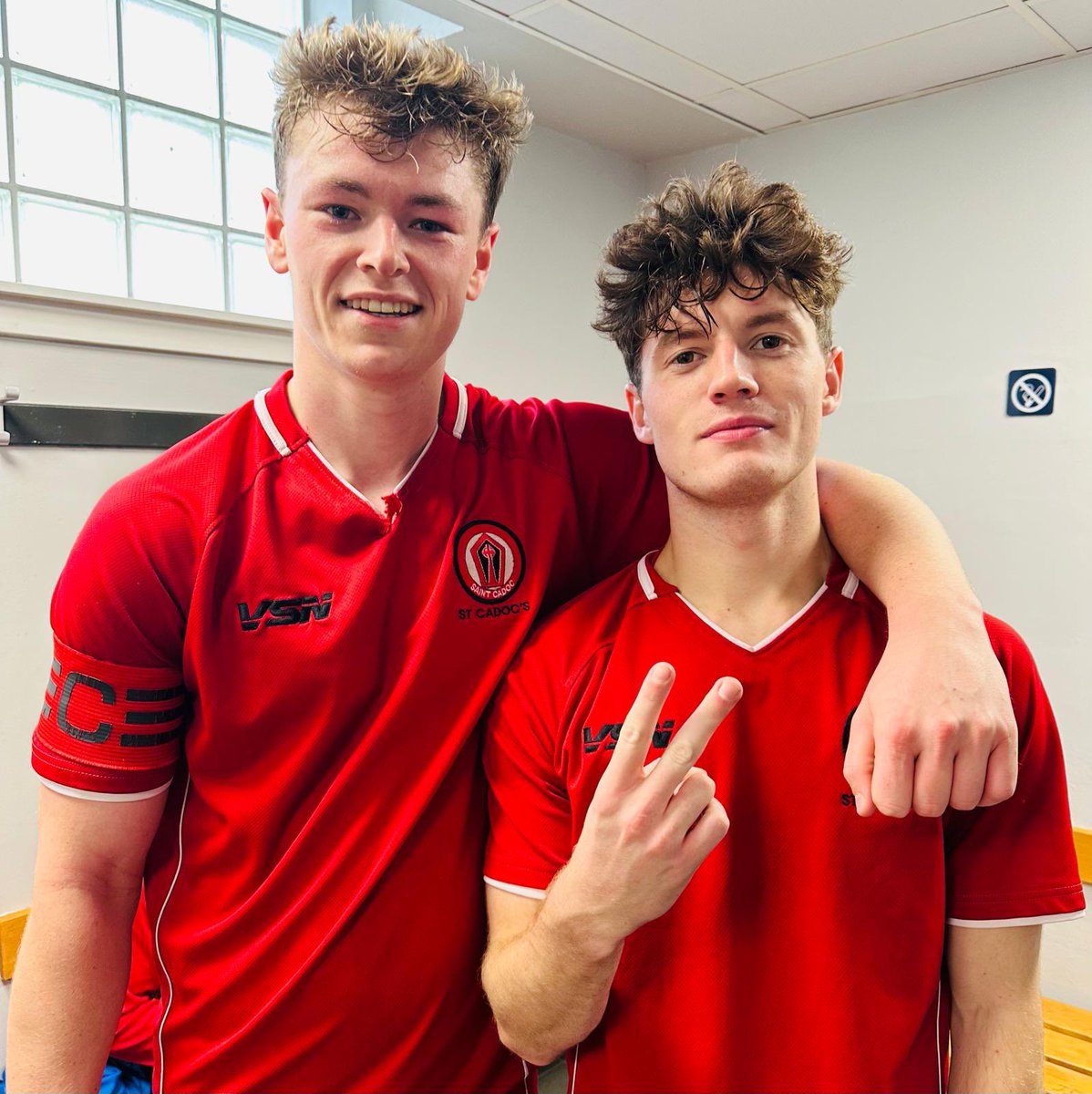 St Cadoc’s YC U21s (@stcadocsycu21s) on Twitter photo Tough match today against league leaders. Scrappy start going in 1-1 at halftime. Lads made a superb start to second and added another 3 goals to secure all 3pts. Goals from Max, James and Joseph x2. Good luck to @Glencairn21s for rest of season. 🔴⚫️🔴 <a href="/wos21sfl23/">West of Scotland 21s Amateur Football League</a> Tough match today against league leaders. Scrappy start going in 1-1 at halftime. Lads made a superb start to second and added another 3 goals to secure all 3pts. Goals from Max, James and Joseph x2. Good luck to @Glencairn21s for rest of season. 🔴⚫️🔴 <a href="/wos21sfl23/">West of Scotland 21s Amateur Football League</a>
