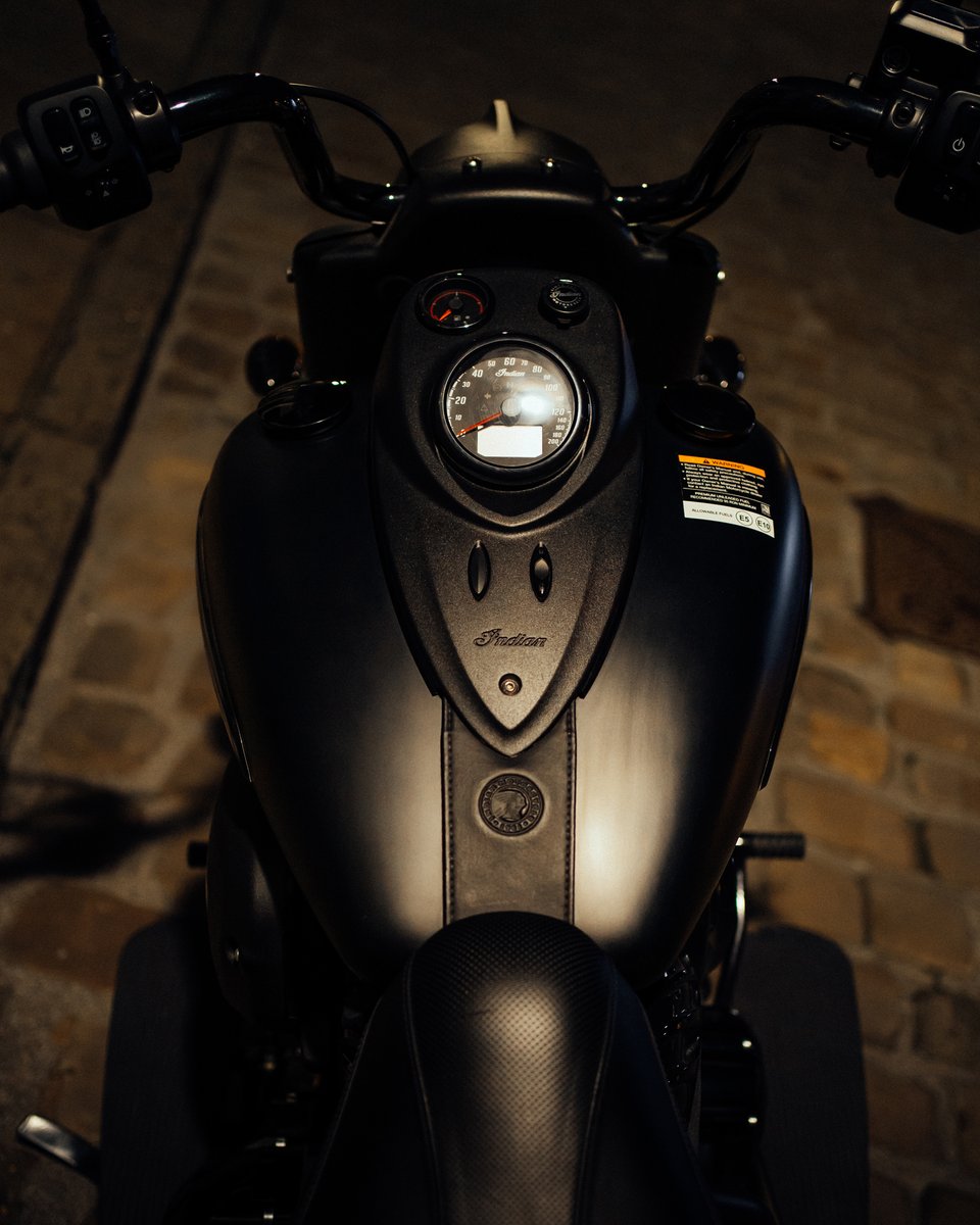 indianmotocycle's tweet photo. Blacked out, bold, built for the ride ahead.
#SpringfieldDarkHorse

Photos by IG motorcycle_tom
#indianmotorcycle https://t.co/mGD6urqBNP