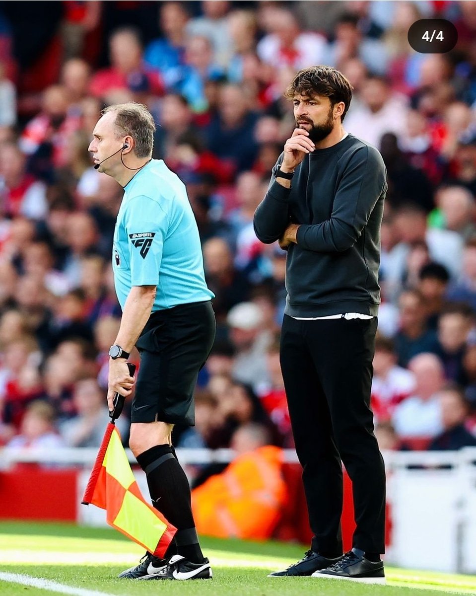 Is this Sunday league Bob? <a href="/AdamBlackmore/">Adam Blackmore</a> 🤣 <a href="/SouthamptonFC/">Southampton FC</a> #SaintsFC