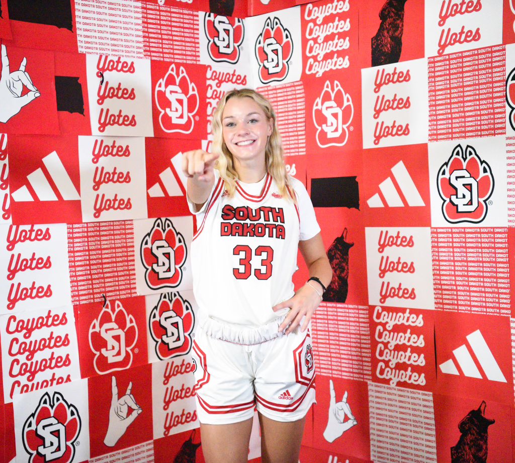 Tori Schlagel tweet media