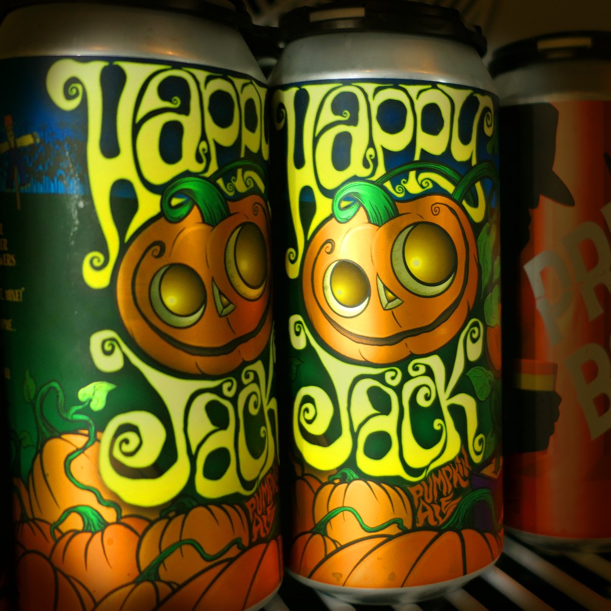 TODAY AT NOON – Happy Jack Pumpkin Ale is back!!!

This seasonal favorite is brewed with pumpkin, graham cracker and a blend of fall spices, resulting in a delicious ale with irresistible homemade #pumpkinpie flavor. 🥧🍻