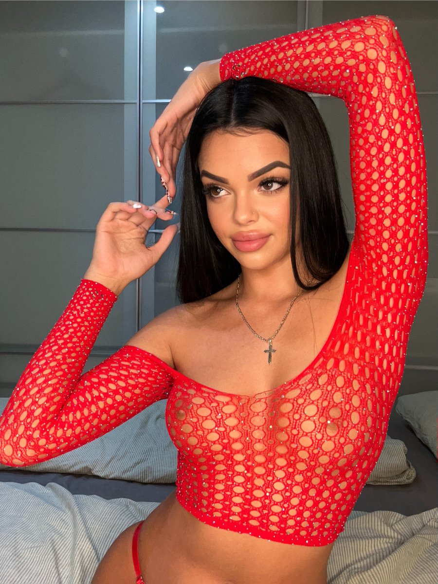 Szióka😍
Új tartalmak az OF oldalamon, tali ott!🥵🥰
onlyfans.com/zarina_12/c1