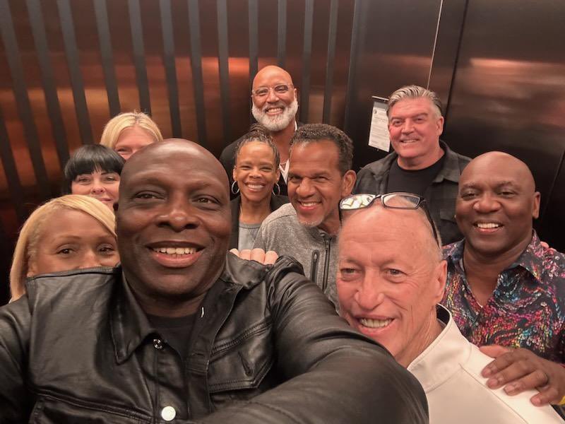 👍🏾 <a href="/buffalobills/">Buffalo Bills</a> guess who got together to watch the game this weekend ? #BillsMafia