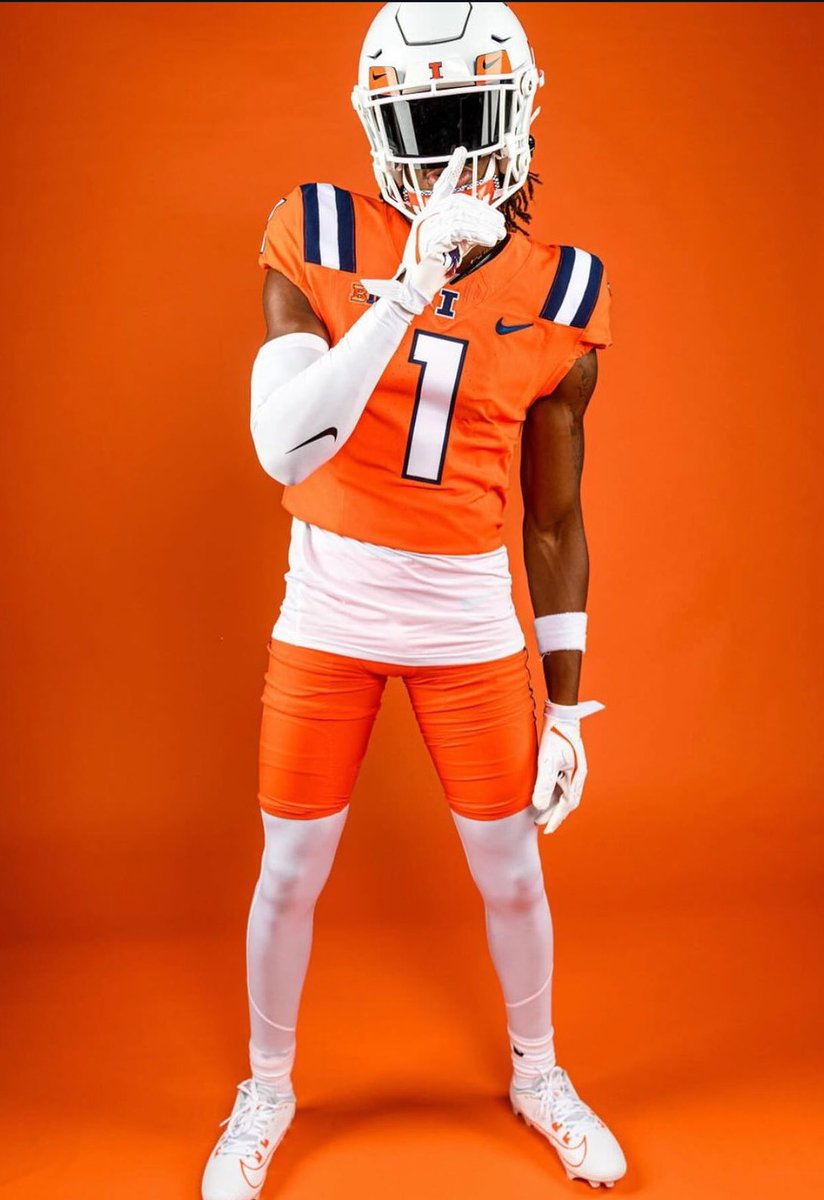 Wonderful “Champ” Monds IV (@champmonds) on Twitter photo WOW! Blessed and honored to recieve an offer from the University of Illinois! 💙🧡@bretbielema @illinifootball @vbfootball <a href="/Robertjones_3/">Robert “Rj” Jones III🙏🏽🇭🇹‼️‼️</a> #Ill #famILLy #agtg WOW! Blessed and honored to recieve an offer from the University of Illinois! 💙🧡@bretbielema @illinifootball @vbfootball <a href="/Robertjones_3/">Robert “Rj” Jones III🙏🏽🇭🇹‼️‼️</a> #Ill #famILLy #agtg