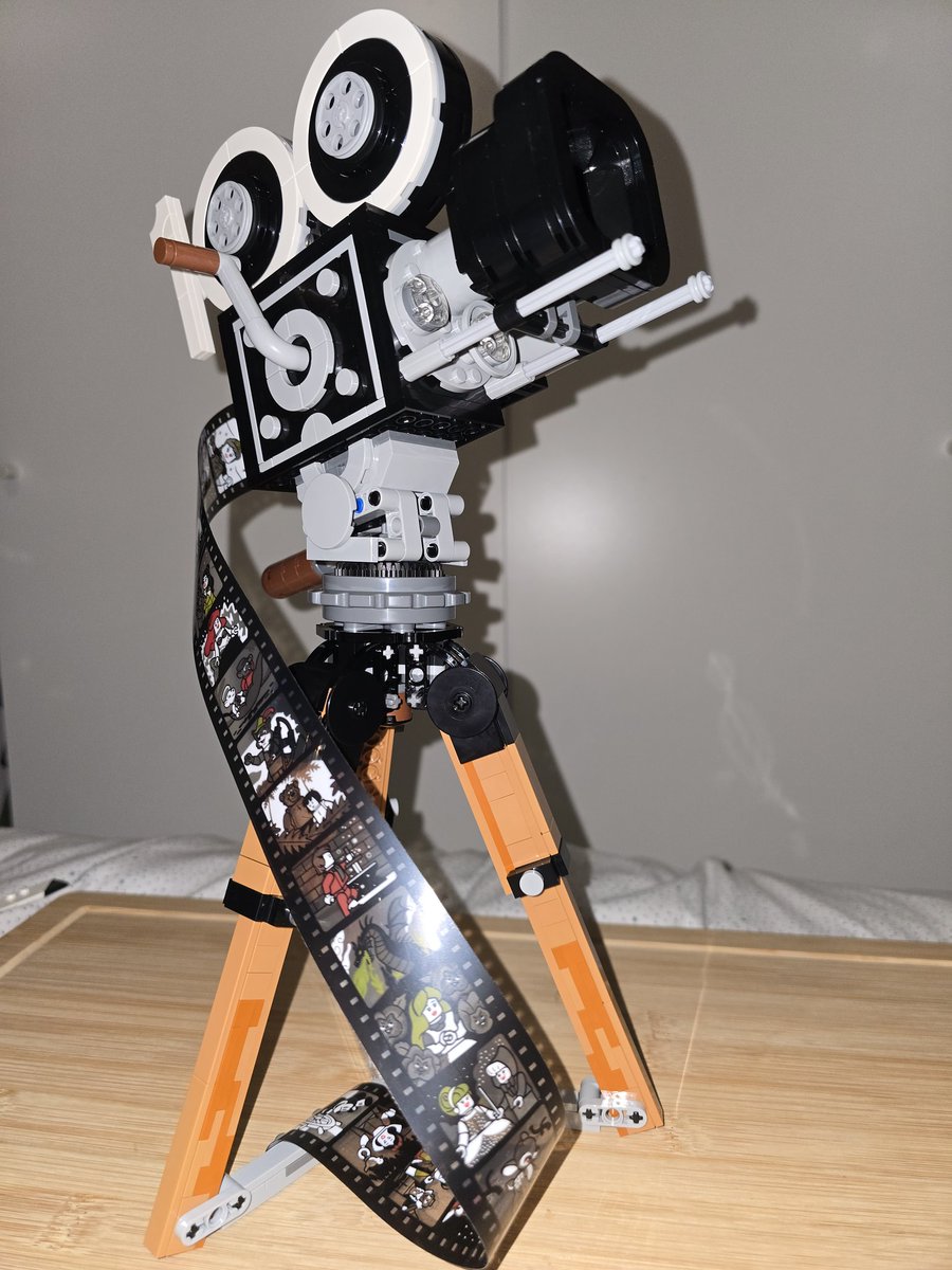 Ashley Hardwick tweet media