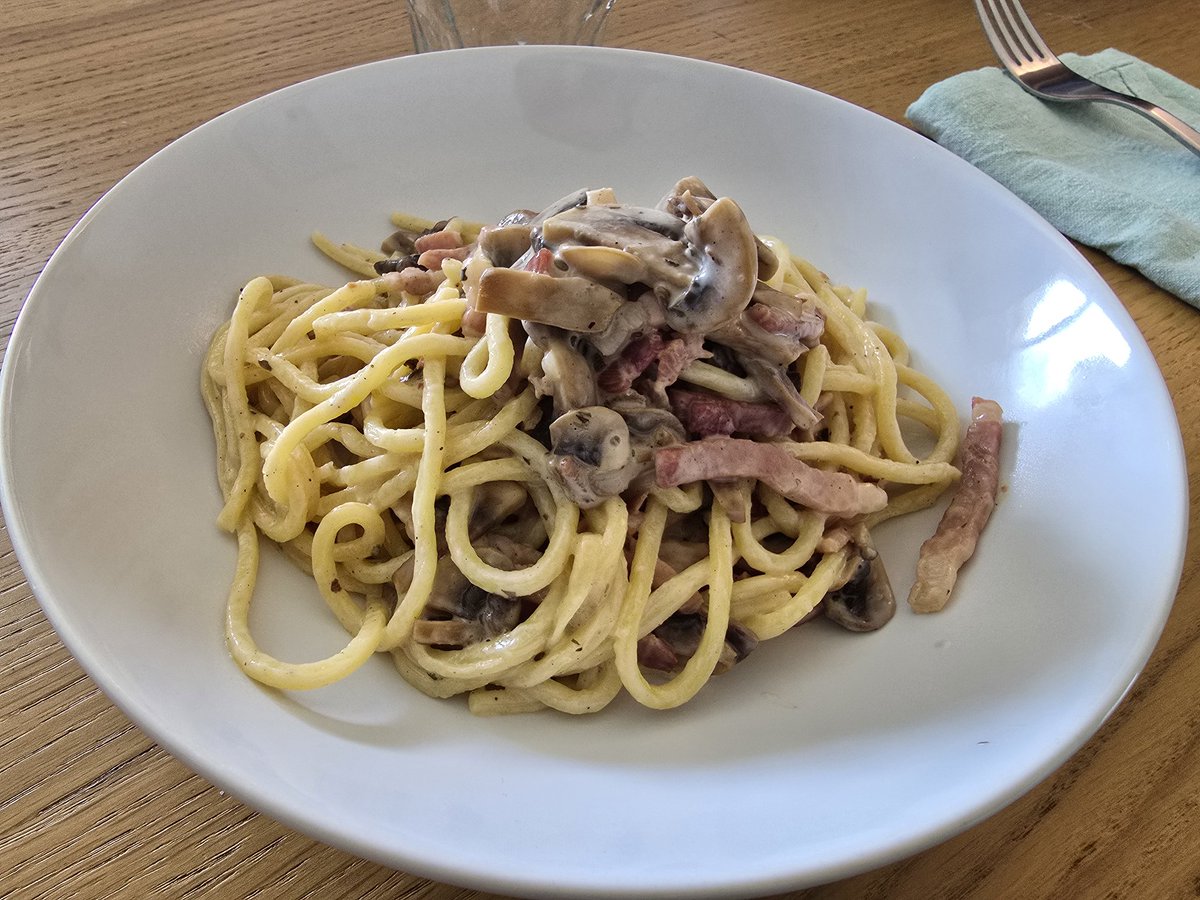 Gorufer_vt's tweet photo. Helo im still cooking actually
#gorucooks https://t.co/UDE09OMg07