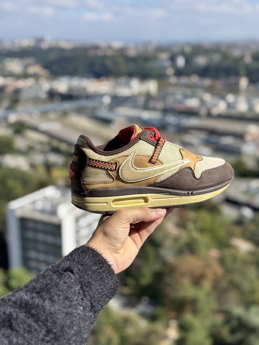 UPPER ✨ tweet media