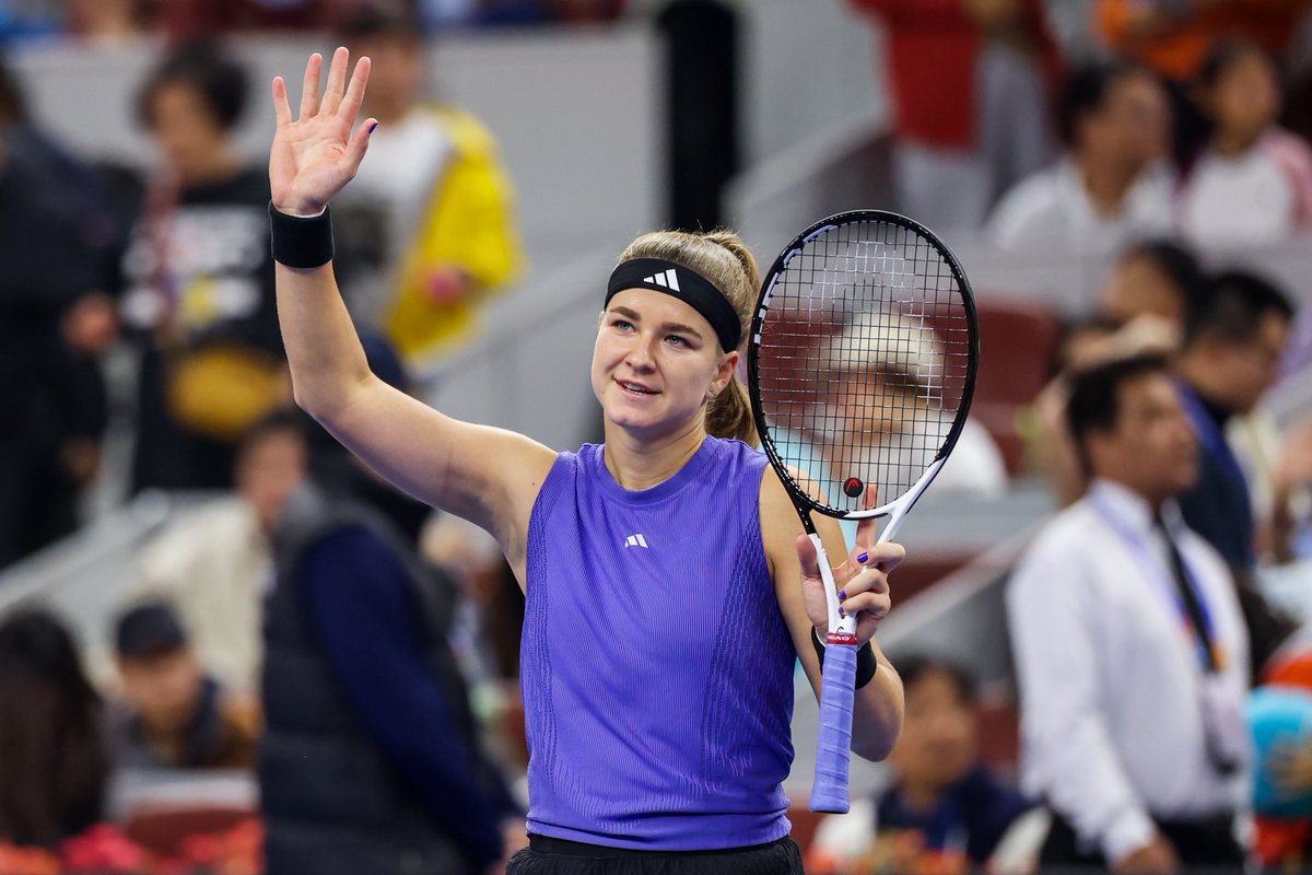 China Open (@chinaopen) on Twitter photo World No. 49 <a href="/karomuchova7/">Karolina Muchova</a> defeats No. 5 seed Qinwen Zheng 6-3, 6-4 to advance to the #ChinaOpen final for the 1st time.
Muchova will face No. 4 seed Coco Gauff in the final on Sunday. Gauff leads 2-0 in the pair's head-to-head meetings.
#2024ChinaOpen #AllForPassion World No. 49 <a href="/karomuchova7/">Karolina Muchova</a> defeats No. 5 seed Qinwen Zheng 6-3, 6-4 to advance to the #ChinaOpen final for the 1st time.
Muchova will face No. 4 seed Coco Gauff in the final on Sunday. Gauff leads 2-0 in the pair's head-to-head meetings.
#2024ChinaOpen #AllForPassion