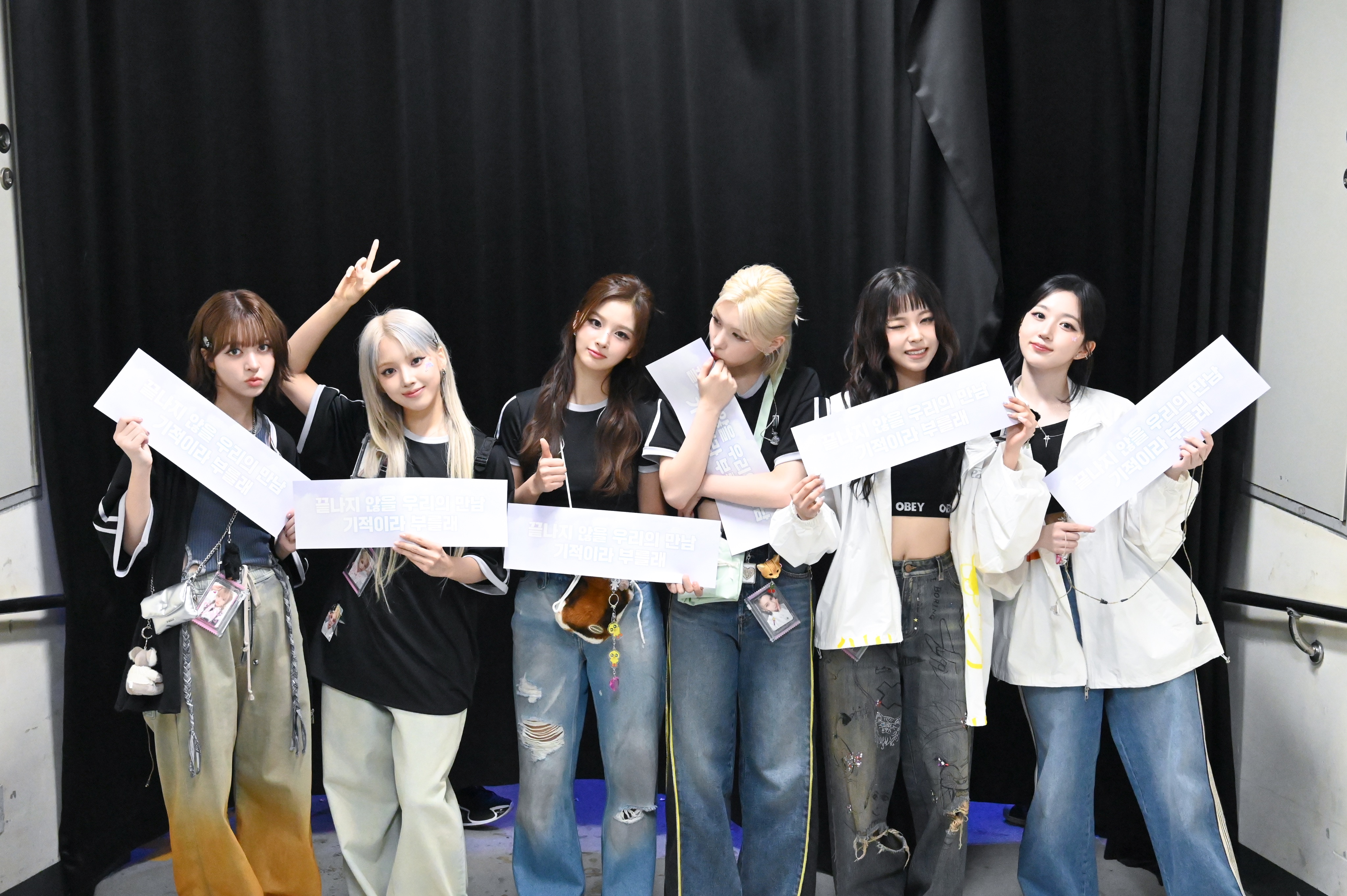 GZICuTpbsAAJ9N8?format=jpg&name=4096x4096