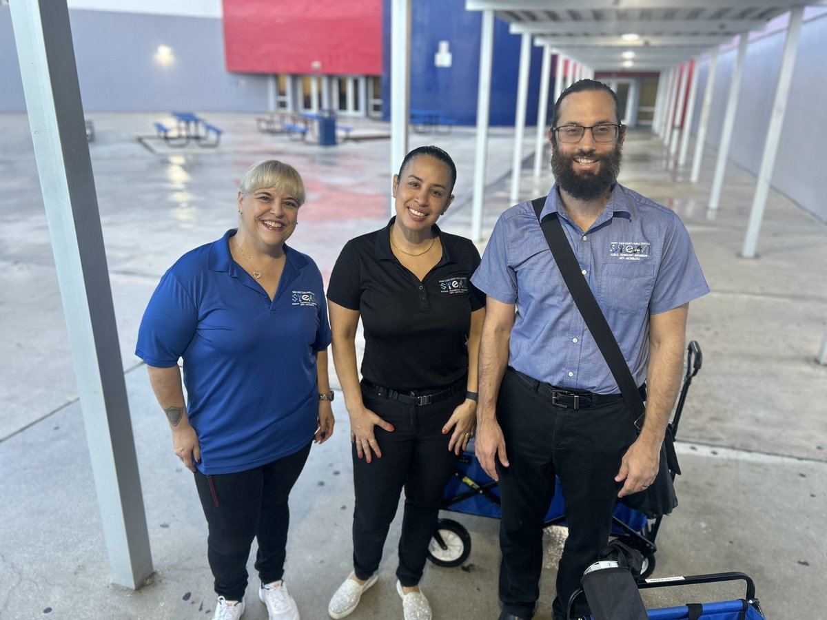 MDCPSSci's tweet image. Join our SECME Family as we host our Water Bottle Rocket Engineering Seminar 🚀 this morning @AHSPatriots. 

Today it IS #RocketScience in @MDCPS. 😉 

@AileenVega123 @WendyForteza @DaneMDCPS @NestorEMarcia @MDCPSSTEAM @MDCPSAcademics @LulyTeach123 @Rivera9628