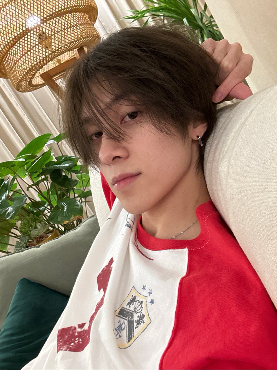 hendery pics tweet media