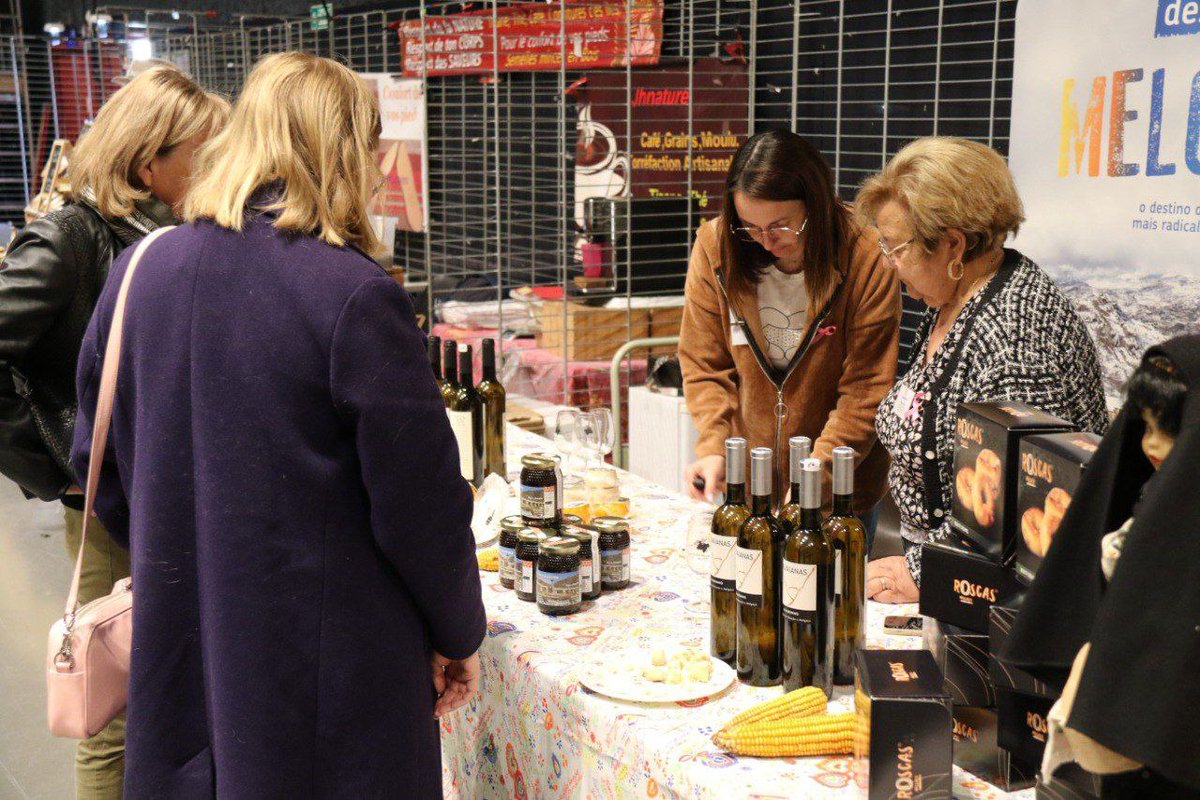 ErsiliaSoudais's tweet image. Présente au salon de Villepa'Gourmand, l'occasion de croiser élu.e.s, habitant.e.s, tout en faisant de jolies découvertes gustatives.

#Villeparisis #Circo7707 #SeineEtMarne