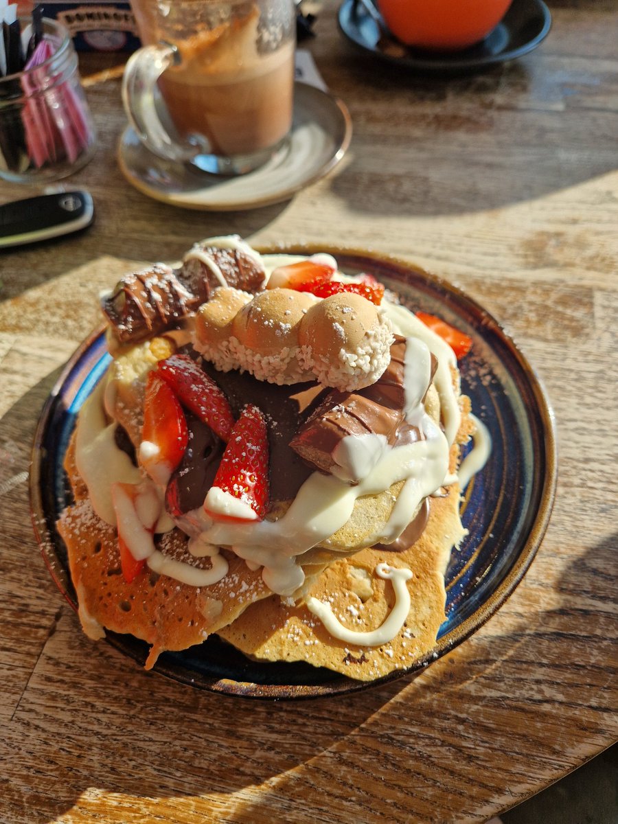 1️⃣0️⃣0️⃣th <a href="/parkrunUK/">parkrun UK</a> with pancakes to celebrate 🥞🎉🏃‍♀️