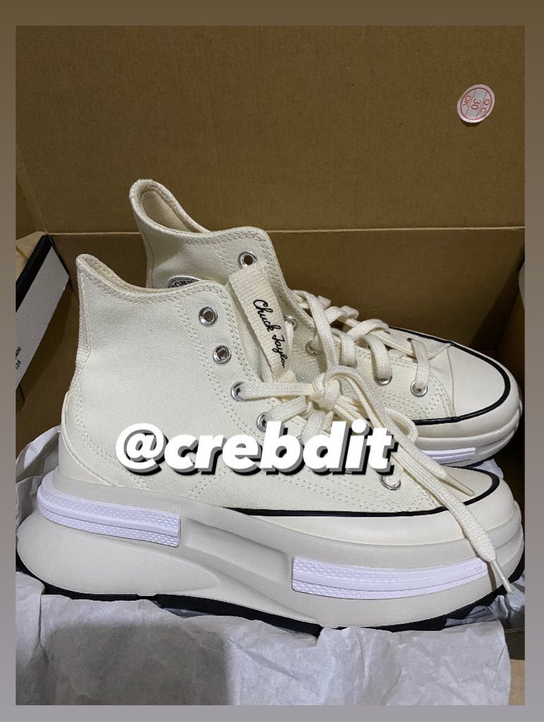 crebdit's tweet image. ‼️ want to sell sepatu baru converse ‼️

new sepatu converse✨
100% original beli di offline store
converse run legacy cc hi 💸 1jt
converse run star legacy cx 💸 1,3jt  

free box
dm me for detail? 
📍surabaya 
#wts #sepatuconverse
