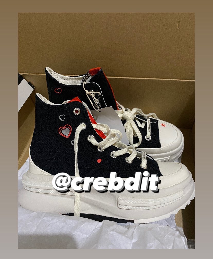 crebdit's tweet image. ‼️ want to sell sepatu baru converse ‼️

new sepatu converse✨
100% original beli di offline store
converse run legacy cc hi 💸 1jt
converse run star legacy cx 💸 1,3jt  

free box
dm me for detail? 
📍surabaya 
#wts #sepatuconverse