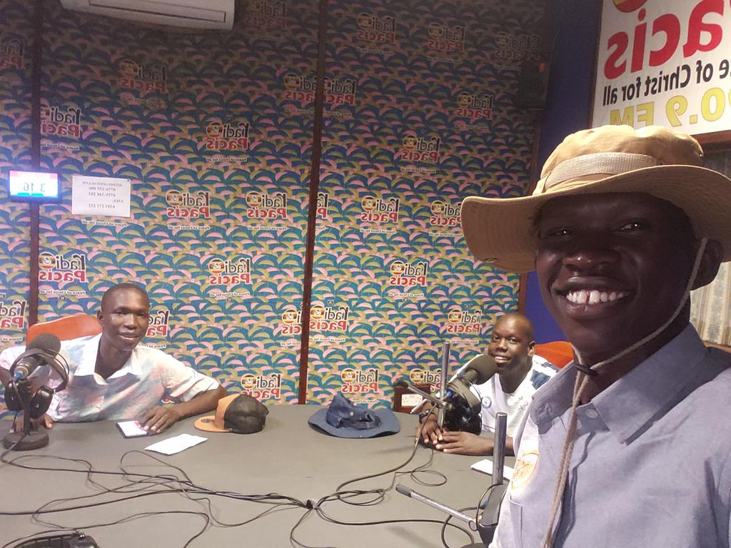 We are live on <a href="/Radiopacis/">Radio Pacis</a> radiopacis.org/en/schedule/ra…