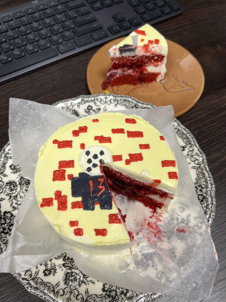 Congratulations to all #js13k participants! The best jam of all time! Results today! 🏁 we celebrate with a FRI3 cake 🎂🍰🪓