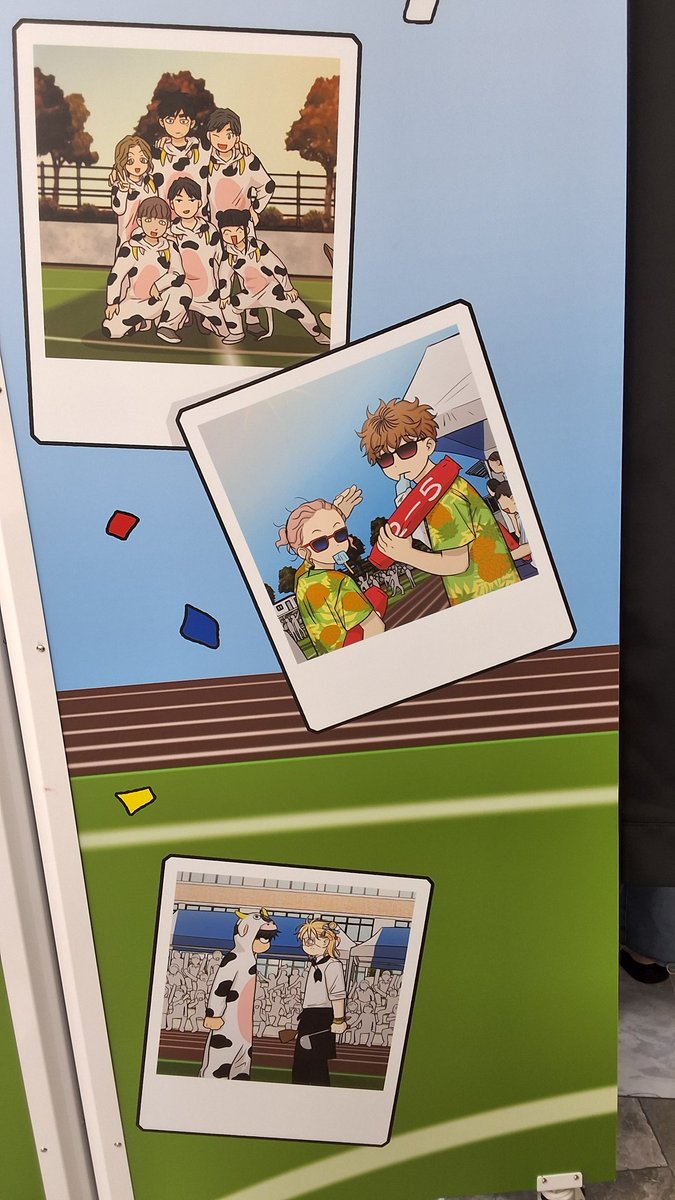 집없 팝업 ㅈㅉ 구현 완전 잘해놓으심,,
아니 누가 은영해준이 빵디에 별 붙혀놨는지는 모르겠지만 그냥 웃기고 좋느를 받았다..
학생 신분으로 40000원 소비면 꽤나 만족스럽고 효율적인 굿소비였다 생각햇다
#집이없어 #집없 #집없팝업