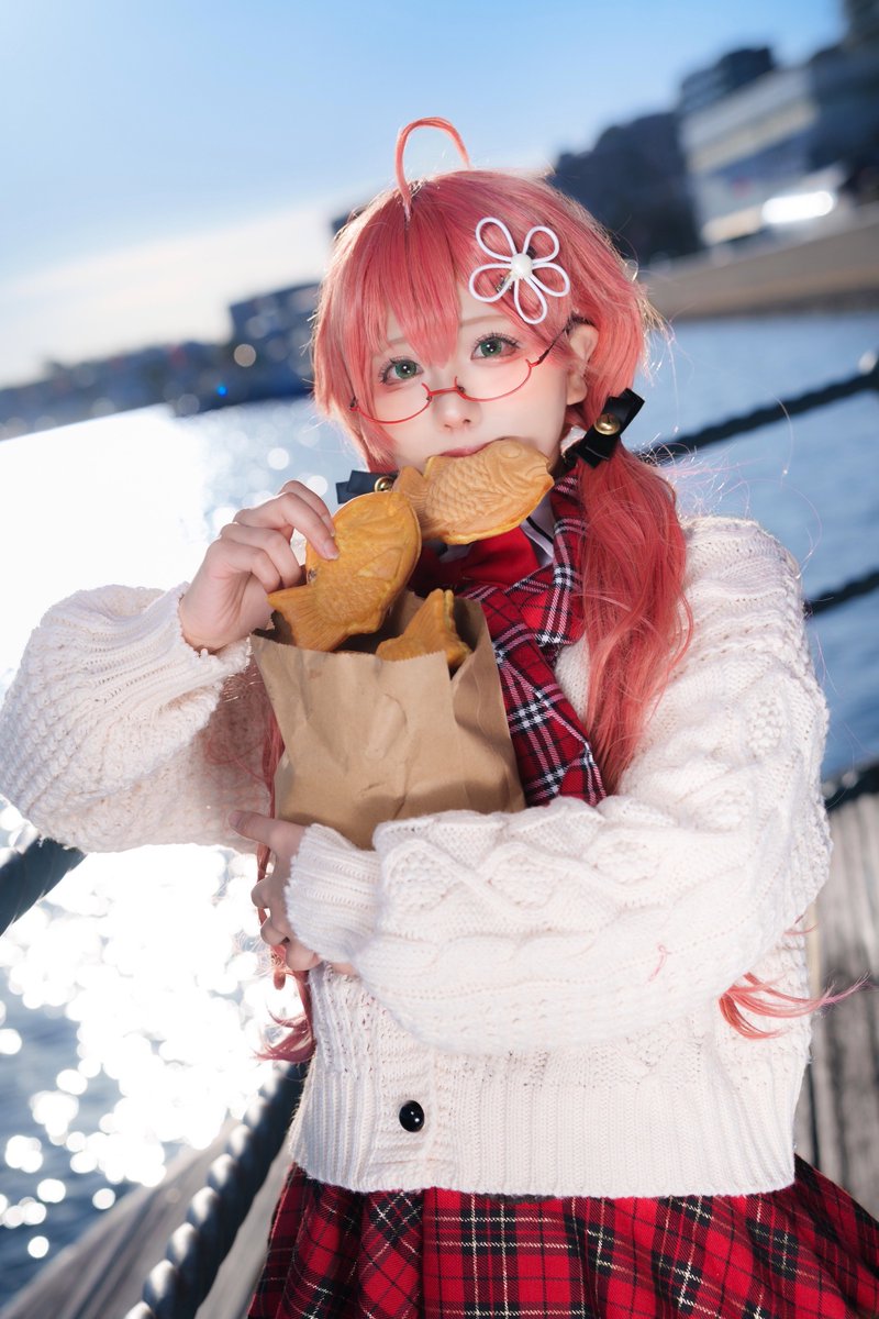 Cosplay / さくらみこ
  
                よくばりさん🌸 https://t.co/yLD3eDxsAA