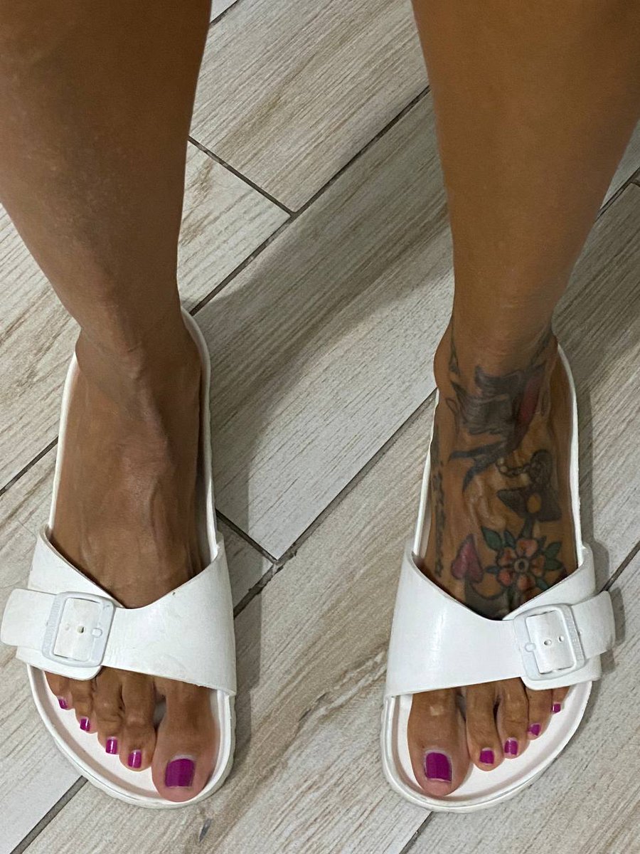 MoneySere's tweet photo. nuove birks nuova Pedicure.. good boy G.! ππ»ππ©΄π
πΌπΆ
#loserspay #findomprincess #findom #youworkispend #fuckyoupayme #moneyslavesitaliani https://t.co/MCCNVQtNaY