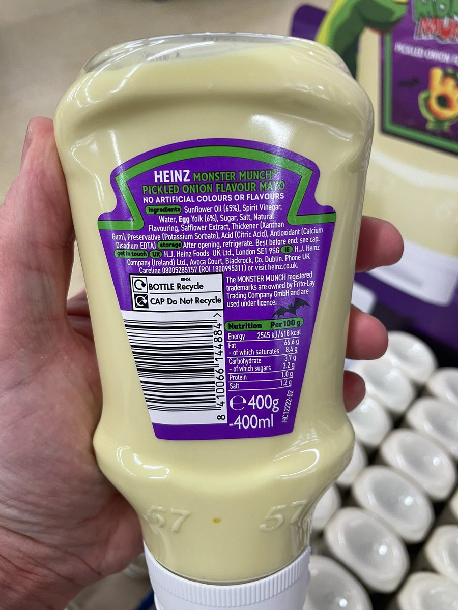 All_Things_New_'s tweet image. Scarily Good Pickled Onion Mayo! 🪦🦇 At Sainsbury’s  @HeinzUK @walkers_crisps #heinz #walkers #monstermunch #pickledonion #crisps #mayo #wellthisisnew