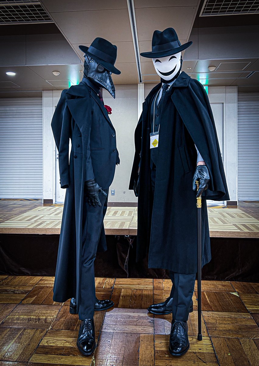 tatsumura_jisai's tweet photo. 諸君

今回の #マスクフェス にて

遂にこの二人が揃ってしまったよ

煮付さん(@Nitsuke_Plague )と龍村が https://t.co/Tq6hOaawgI