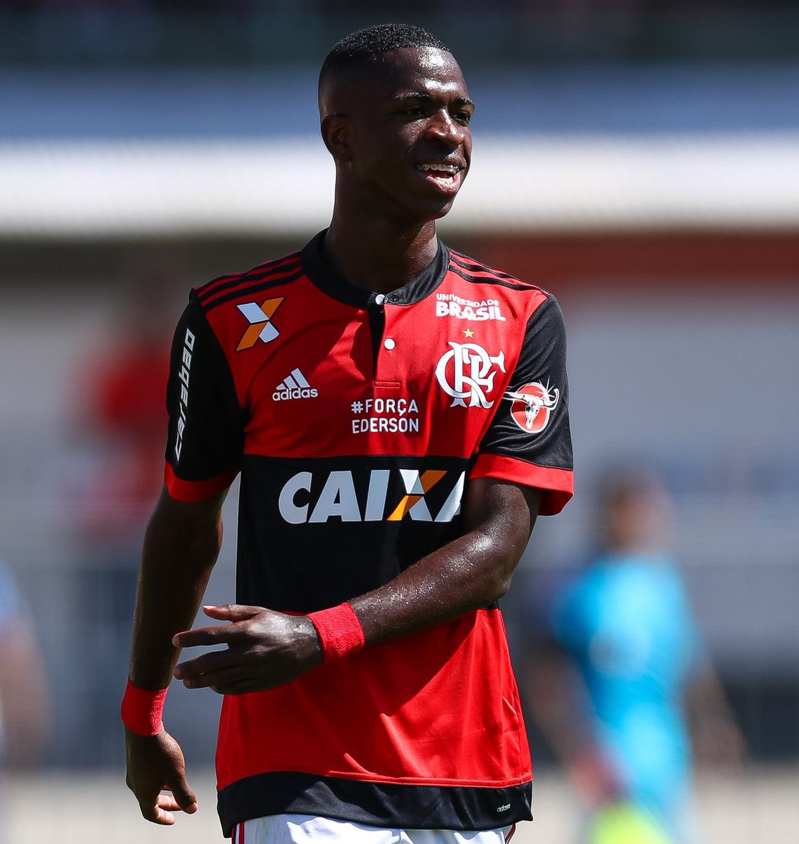 FCB_ACEE's tweet photo. Lamine Yamal at 17          Vinicius at 17 https://t.co/7PCQg36Lyn