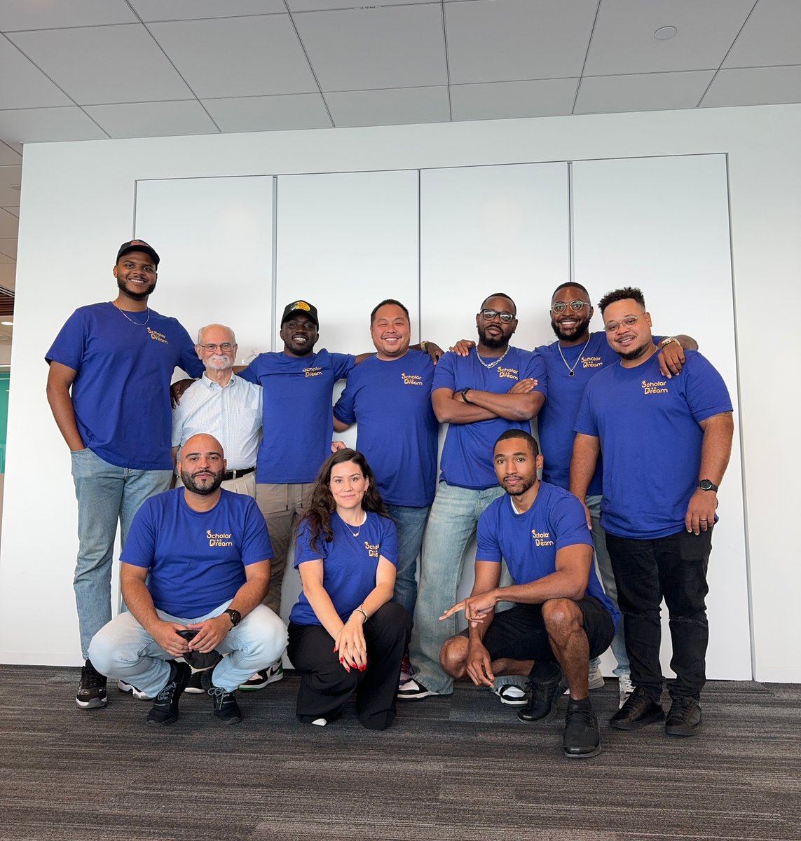 ScholarAndDream's tweet photo. 🚀 Big News! 🚀 The Dream Team has been working all year to launch Project Dream—a 2-year program to empower BIPOC high school students in NYC! 🎓

With mentorship, financial literacy, and a $4,000 scholarship, we’re helping students succeed in college &amp; careers!

#ProjectDream https://t.co/pzihZ3syEb