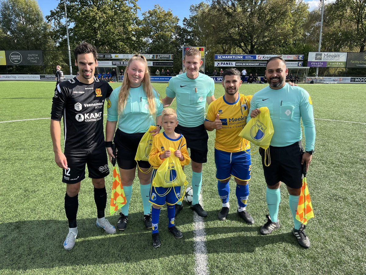 dzc68's tweet photo. Week van de scheidsrechter 

#dzccsv 

#bedanktscheids https://t.co/Uahy6TsFZK