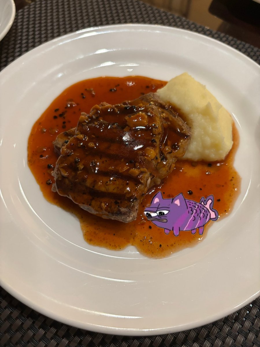 JN_Jeannieeee's tweet image. Gmonadddd @monad_zw @indonads_ @monad_xyz 🙆🏻‍♀️💜

Taking my monanimals @molandak @chog_xyz @MOYAKI_XYZ out for a stroll and dinner~
Bcs what’s better than good company and great food? 🐾🍴 #WeekendRoutine