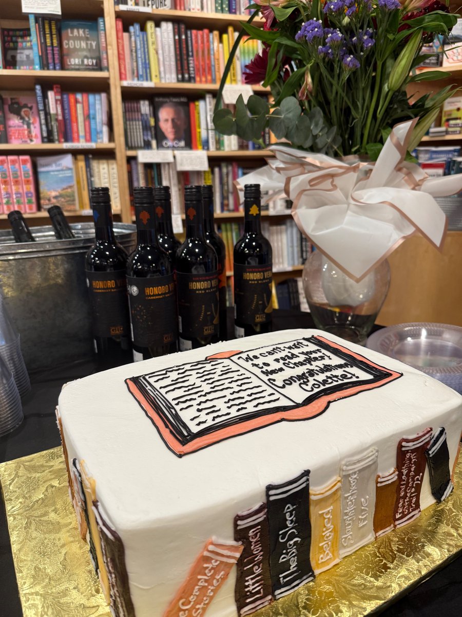 Lisa Unger tweet media