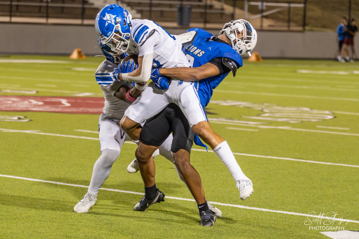 geekknot's tweet image. Had the honor to capture Homecoming for Tyler High Lions against the Joshua Owls.

#txhsfb ⁦@TylerISD⁩ ⁦@TylerISD_Ath⁩