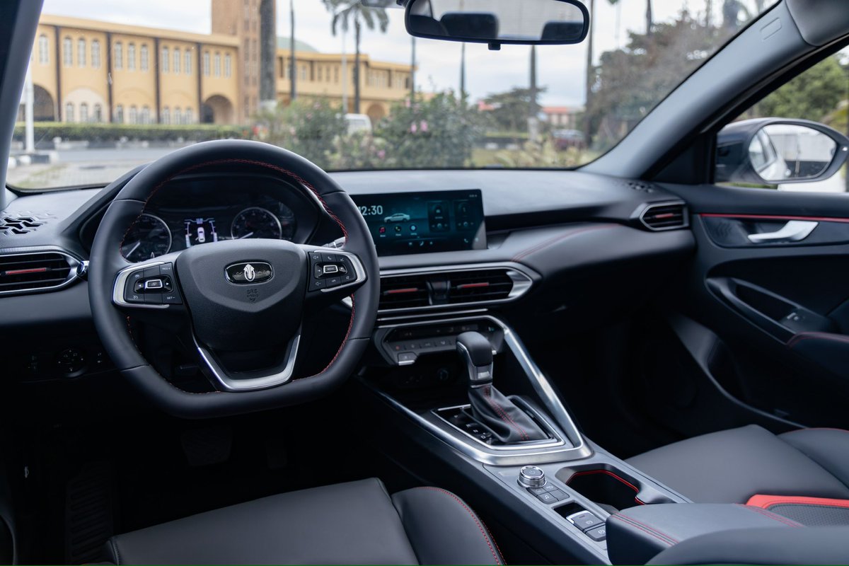 Man of Letters. tweet media