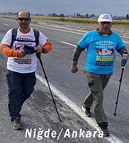 DedeErselAksu's tweet photo. Yürüyüş yapan meslektaşlarımız Astsubay sınıfının 'MİLLİ TAKIMI'dır. Çalıştay yapan meslektaşlarımız 'TEKNİK KADROSU'dur' ve TEMAD Bizim tek yasal temsilcimiz, ULU ÇINARIMIZDIR! 
Unutmayalım ki; birlikte daha güçlüyüz... https://t.co/DEjN6zxLLw