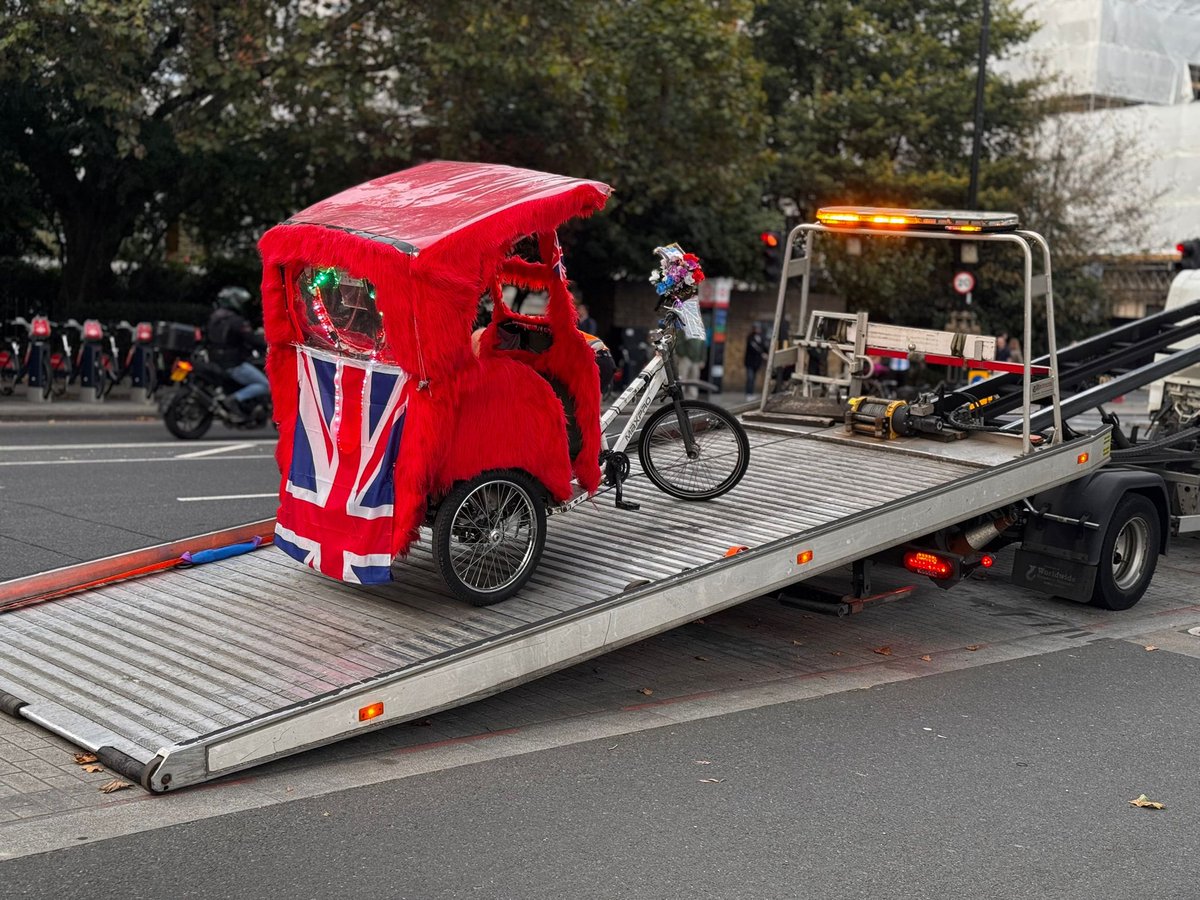 City Police Officers tweet media