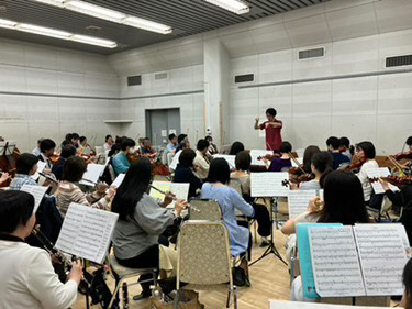 今日の午後は演奏会前の最後の練習を行いました。

青山フィルハーモニーOB・OGオーケストラの第33回定期演奏会は明日10月6日（日）の14時から大田区民ホールアプリコで開催です。

ぜひご来場ください。

#青フィルOBOGオケ <a href="/tackt0729/">吉田拓人@10/12青フィルOBOGオーケストラ</a>