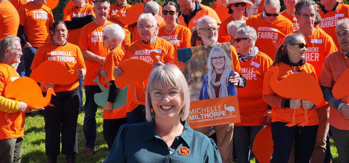 BrentHodgson's tweet photo. About 6 months ago, a “huge” alt-right conference was held in Farrer.
Elsewhere in Farrer, a small group of volunteers was quietly working… and BAM… a few weeks ago, @VoicesOfFarrer announced their formidable (and proven) candidate @MichelleMiltho1 https://t.co/ZQxZxaJZOL