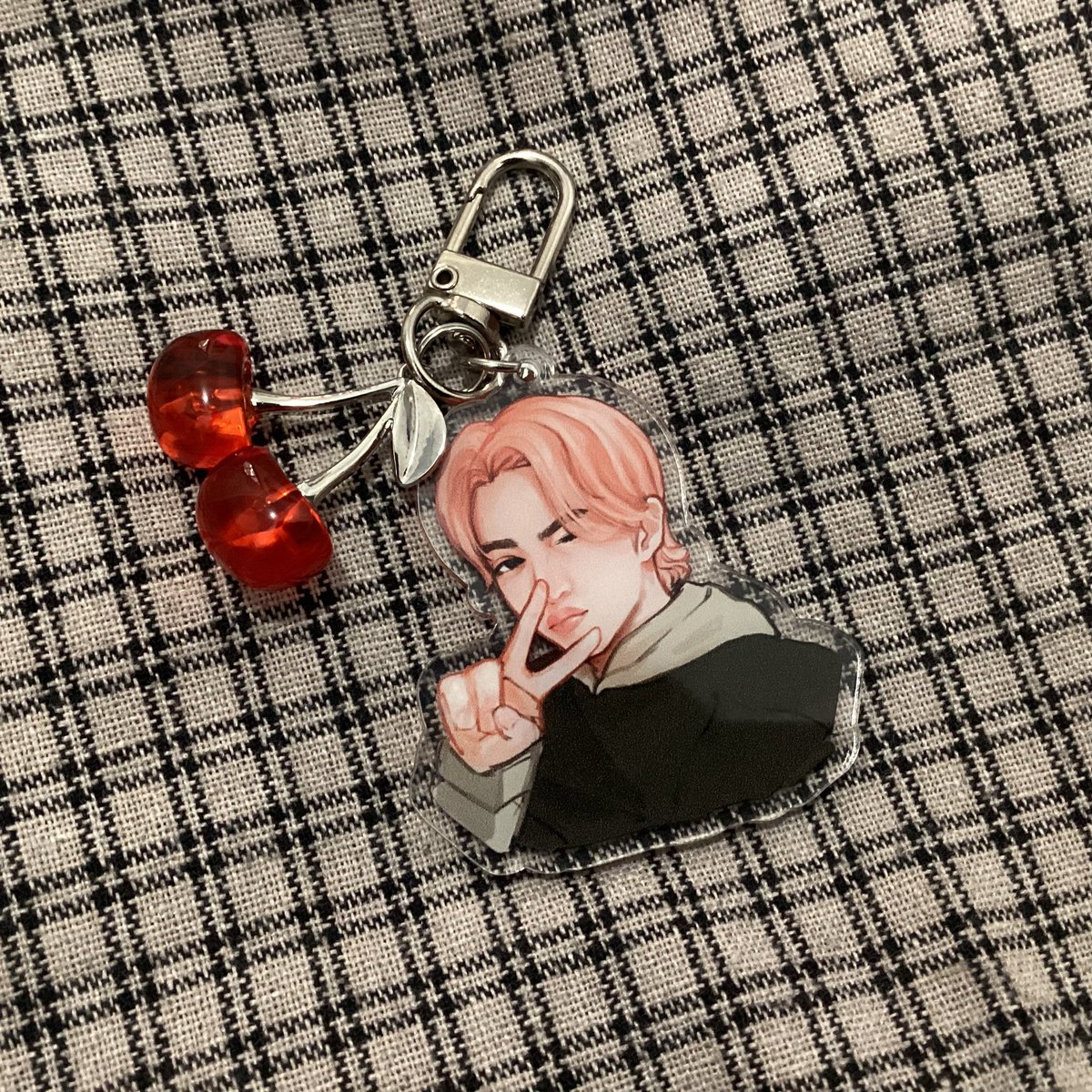 _piaserein's tweet photo. Baka po may inch!!

Wts lfb Seventeen Jeonghan and Scoups keyring

— Price range ₱130-150
— Acrylic back to back (5cm)
— Preorder and NOT onhand!
— ETA: 3 weeks 
— ₱50 dp ea, rembal once onhand

— Art by me!
Svt jeongcheol anik anik keychain https://t.co/7oAleIncQg